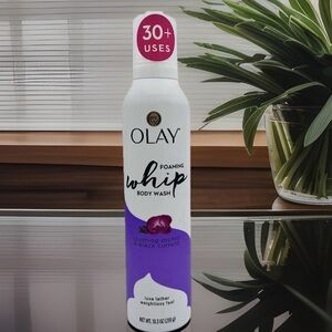 Olay Foaming Whip Body Wash Soothing Orchid & Black Currant 10.3 oz New